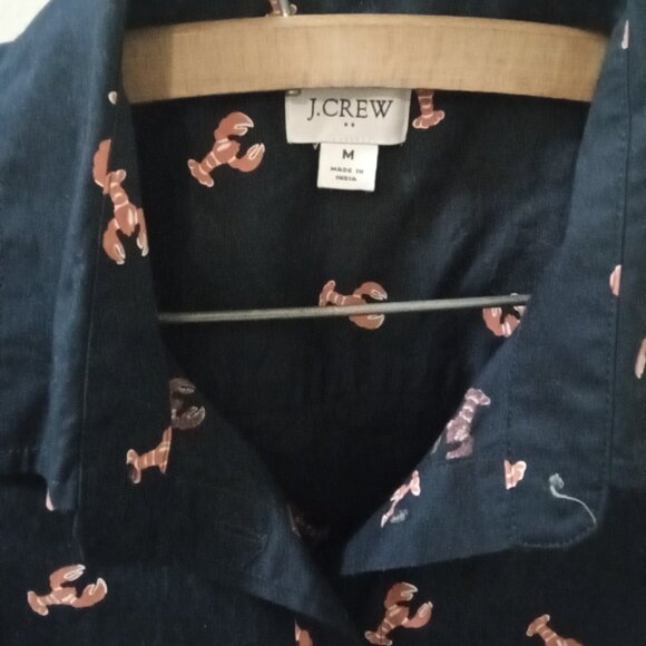 J.Crew Factory Sz M blue sleeveless Blouse 'Lobster' print - Picture 3 of 5